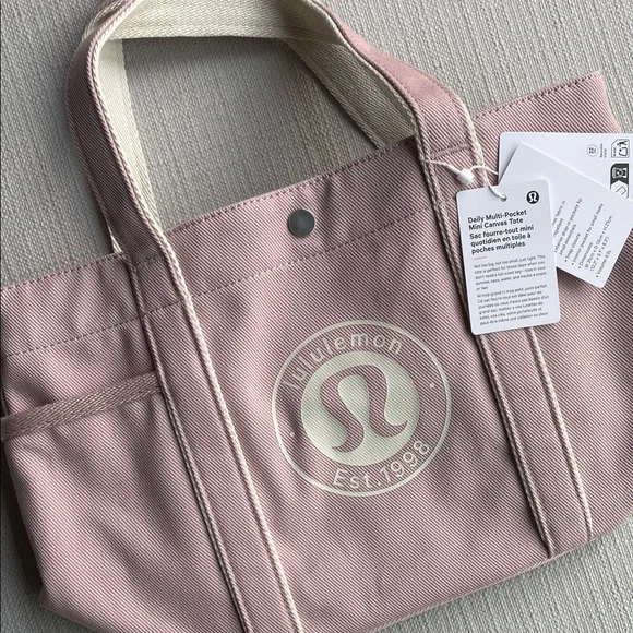 Lululemon Daily Multi-Pocket Mini Canvas Tote Bag 6.5L - mink berry light ivory - Picture 10 of 15